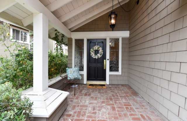 21 Trovita Gallery 2