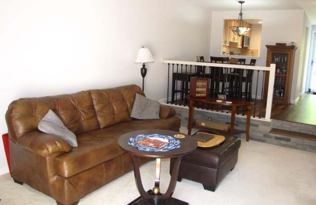 5905 SAINT GILES WAY Gallery 2