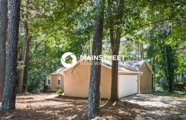 1235 Woodland Court Southeast Gallery 2