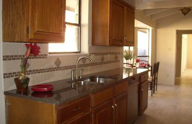 203 Coronado Dr Gallery 3