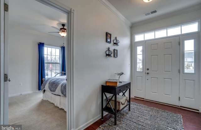 43221 WHELPLEHILL TERRACE Gallery 3
