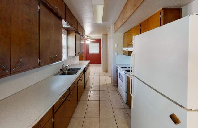1313 S Avenue A Gallery 3