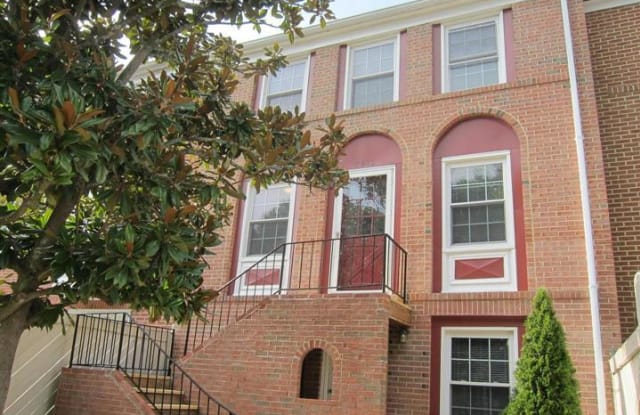 7912 CENTRAL PARK CIRCLE - 7912 Central Park Circle, Fairfax County, VA 22309