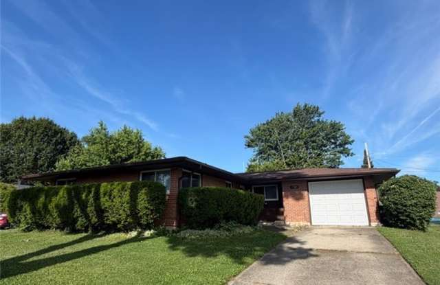 1389 Mapleridge Drive photos photos