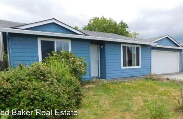 488 Larussa Ct. NE - 488 Larussa Court Northeast, Four Corners, OR 97301