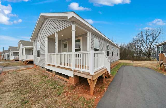 3 Bed / 2 Bath Home in Hickory FOR RENT Pet Friendly! photos photos