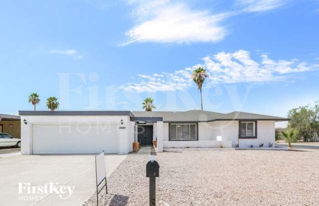 10437 West Campbell Avenue - 10437 West Campbell Avenue, Phoenix, AZ 85037