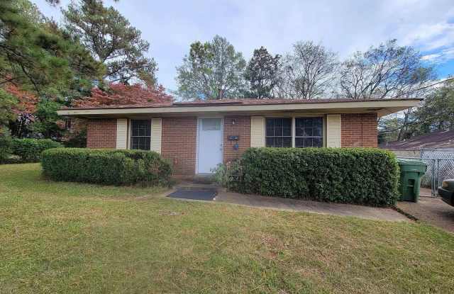 For Rent – 3 Bedroom / 1 Bath Home - 3032 Lyerly Lane, Montgomery, AL 36110