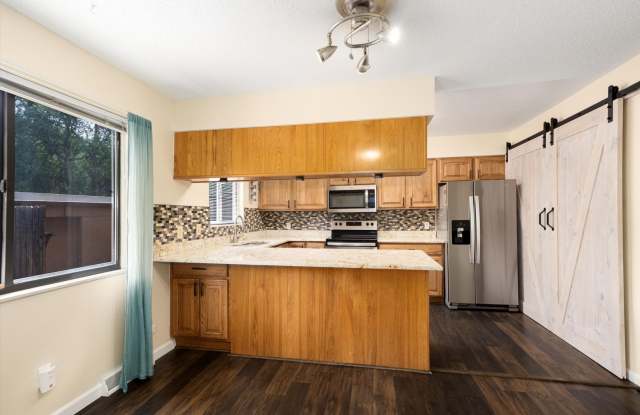2 bedroom 3 bath Updated townhome in Lakewood! photos photos