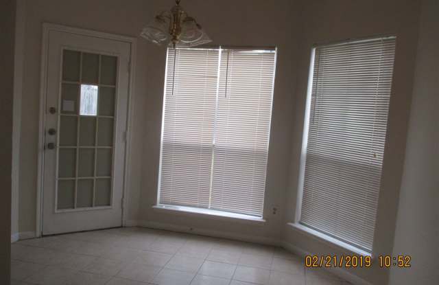 8418 Rose Garden Drive Gallery 4