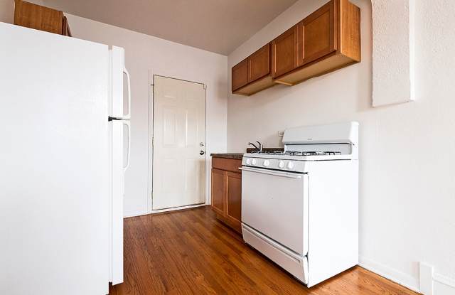 4853-59 S Prairie Gallery 4
