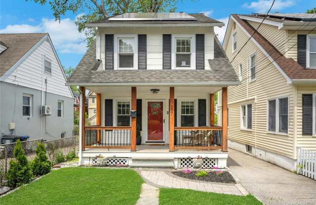 157 Columbia Avenue photos photos