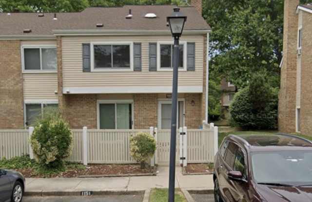 1151 GOLDEN POND Court photos photos