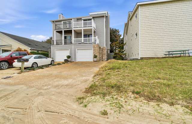 First-Time Rental - Chesapeake Bay Condo w/Breathtaking Views! Attached Garage, Pet Friendly, Central Location! Gallery 3