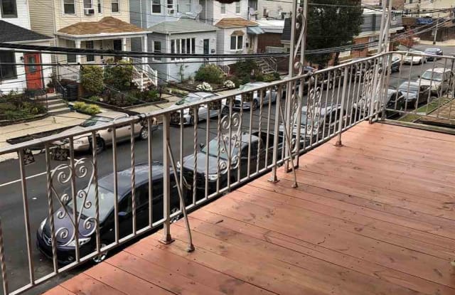 20 WEST 40TH ST - 20 West 40th Street, Bayonne, NJ 07002