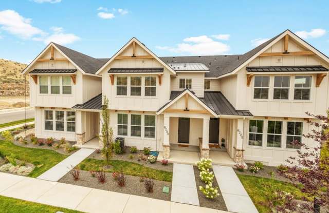 6108 N Arcinda Way Gallery 4