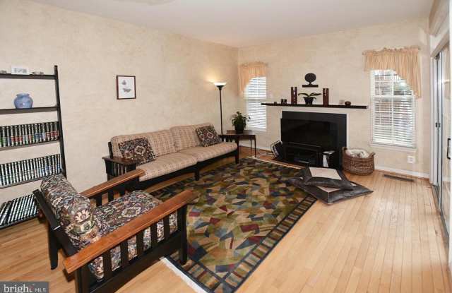 4025 SHAUGHNESSY Court Gallery 4