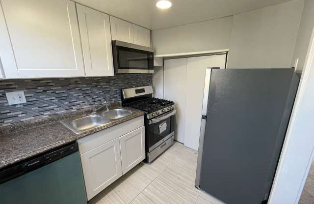 2814 Keating Street photos photos