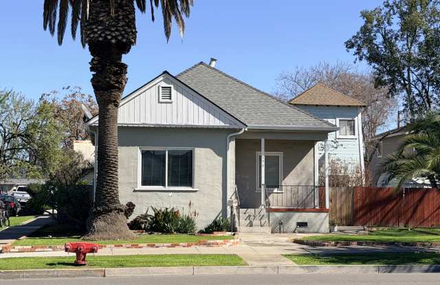 394 N Livermore Ave photos photos