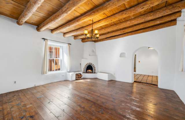 Whimsical Historic Eastside Retreat photos photos