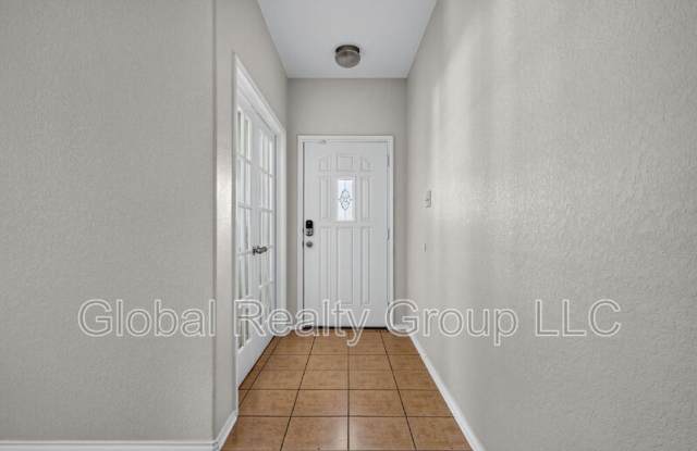 16222 Galloping Oak Gallery 4
