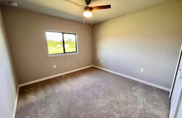 2706 56th Street W Gallery 4