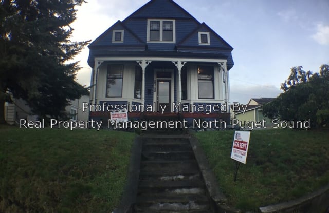 2712 Pine St. - 2712 Pine Street, Everett, WA 98201