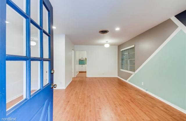 2000 Vista Ln # A Gallery 4