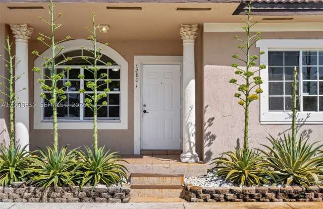 13801 SW 170th Ter Gallery 3