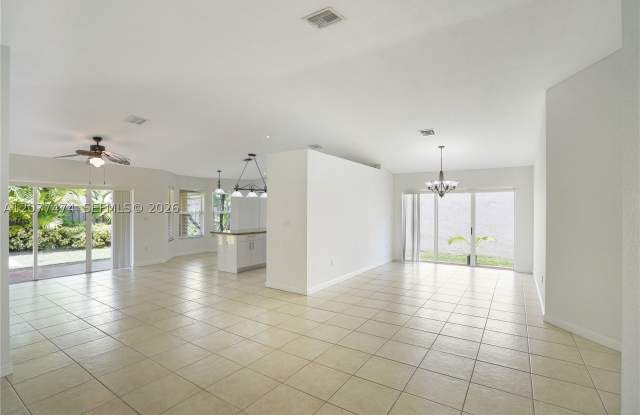 13950 SW 155th Ct Gallery 3