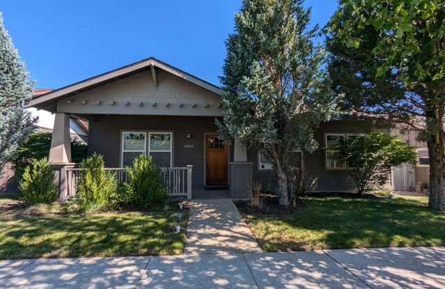 Gorgeous single-level 2x2 with an office\third bedroom and a fully fenced backyard! photos photos