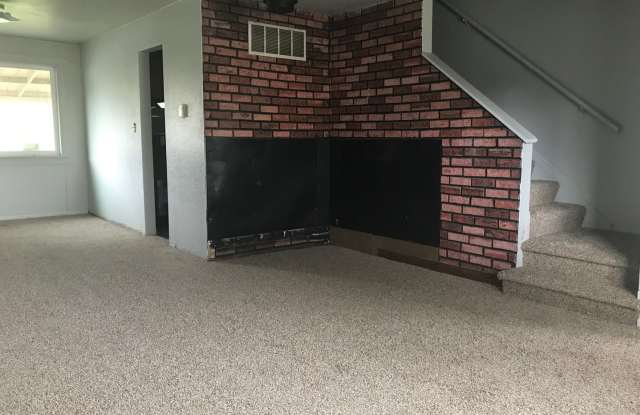 Lathrop St (1424/1426) Gallery 3
