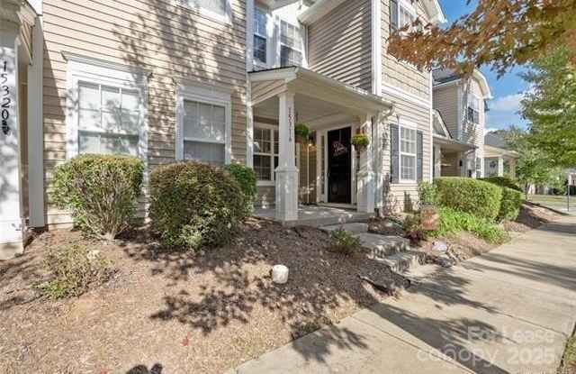 15316 Crossing Gate Drive Gallery 3