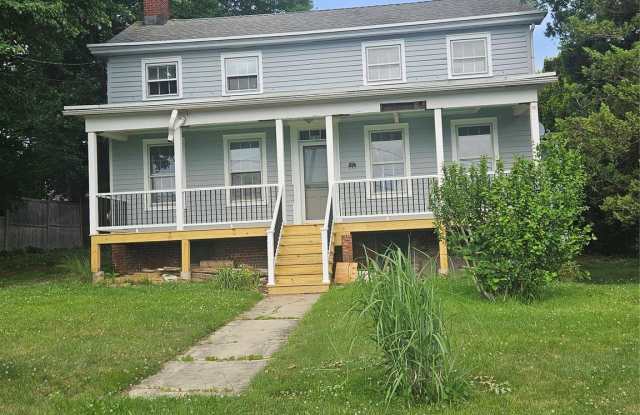 14 rams hill Road photos photos