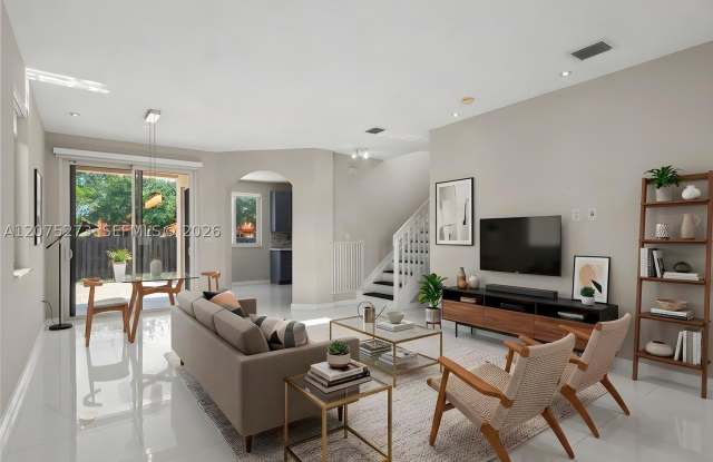 15392 SW 25th Ter Gallery 2