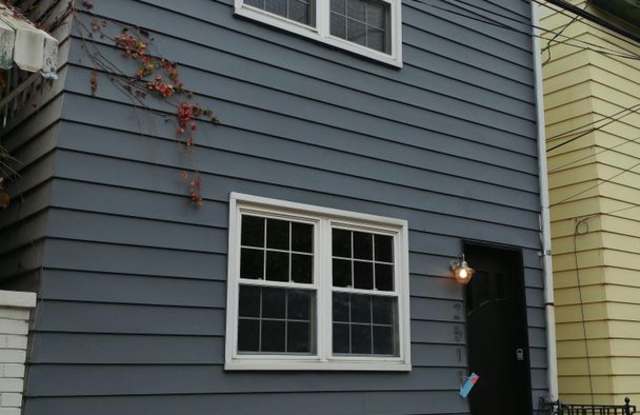 Beautifully renovated gem in South Side. Granite, Stainless, Hardwood Floors, Laundry A/C - 2511 Leticoe Street, Pittsburgh, PA 15203