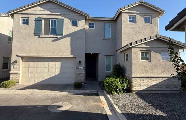 Large Home with Perfect Location in Cadence photos photos