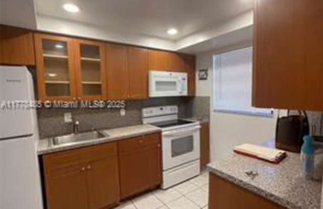 2744 West 60th Street photos photos