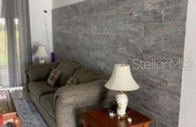 933 CENTAURY DRIVE Gallery 2