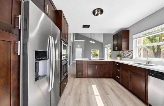 12672 NW 12TH Court, Sunrise, FL 33323 - 3141 Gallery 1
