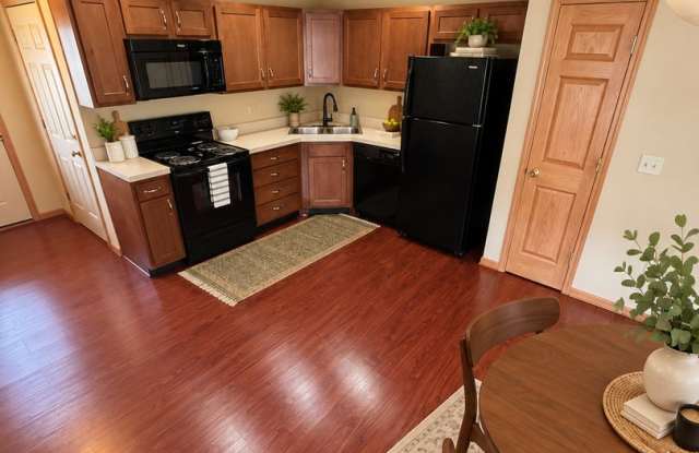 Ends 9/30: $0 to apply + $500 off your move-in Gallery 3
