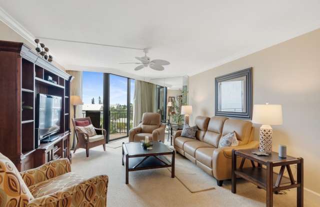 1480 Ocean Drive Gallery 4