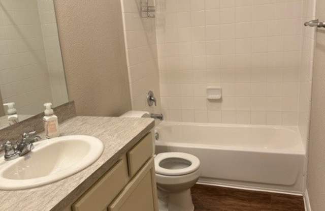 909 Jefferson Avenue photos photos