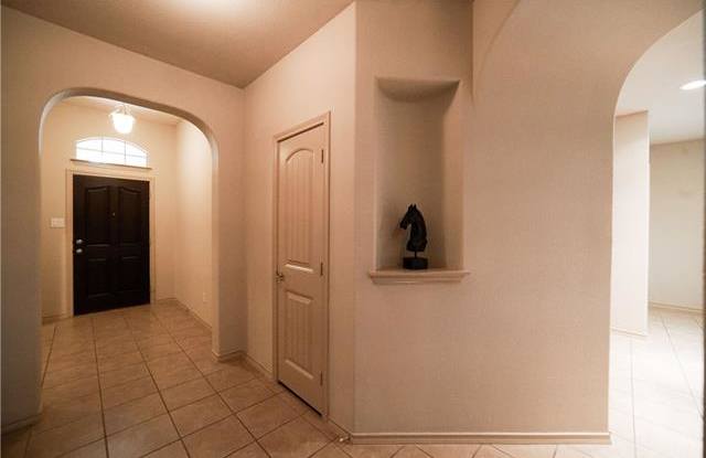 3312 Stonecrop Trail Gallery 2