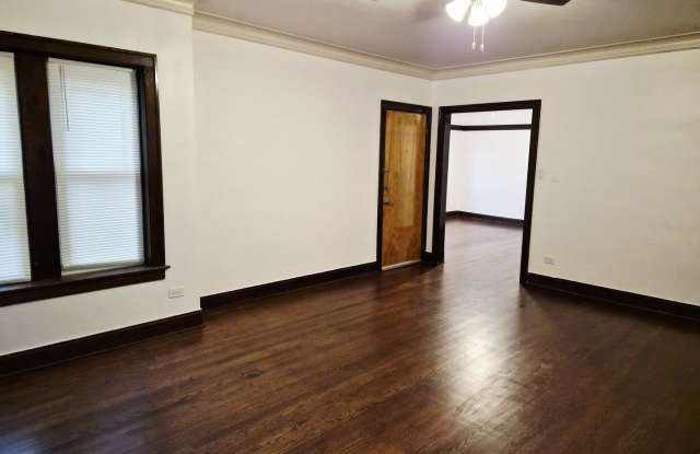 7826 S Bennett Avenue Gallery 4