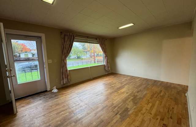 West Roseburg 2 Bedroom house Gallery 4