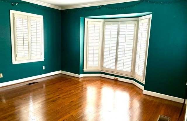 3347 NARROW LANE Road Gallery 4