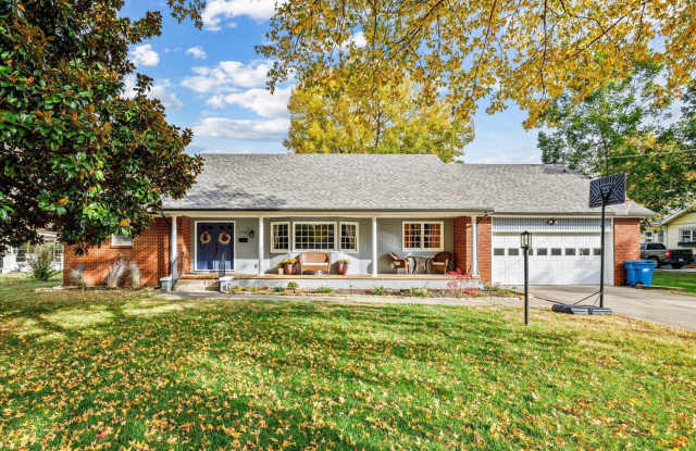4 Bed 2.5 Bath For Rent - Springfield, MO Gallery 3