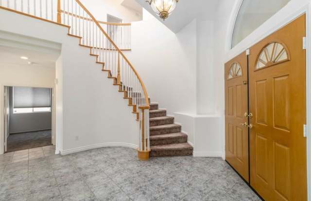 32579 Valentino Way Gallery 4