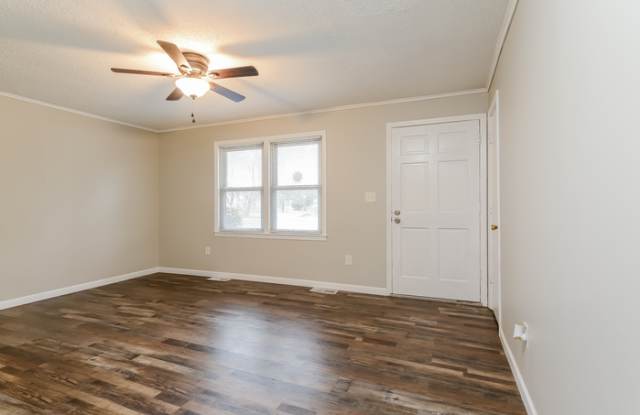 4301 Glenford Drive Gallery 3